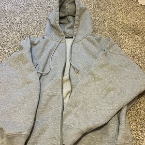 Brandy Melville Zip up